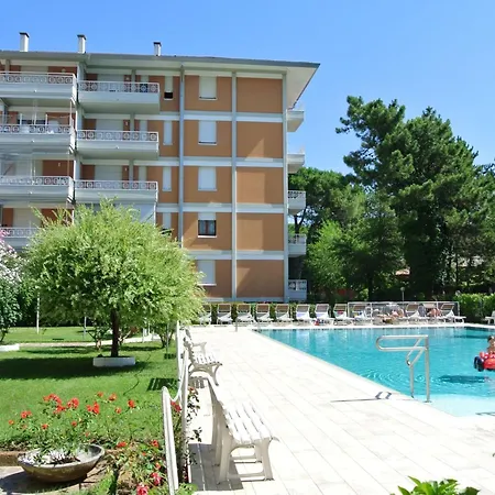 Gardenia2' Mit Schwimmbad By Interhome * Λινιάνο Σαμπιαντόρο
